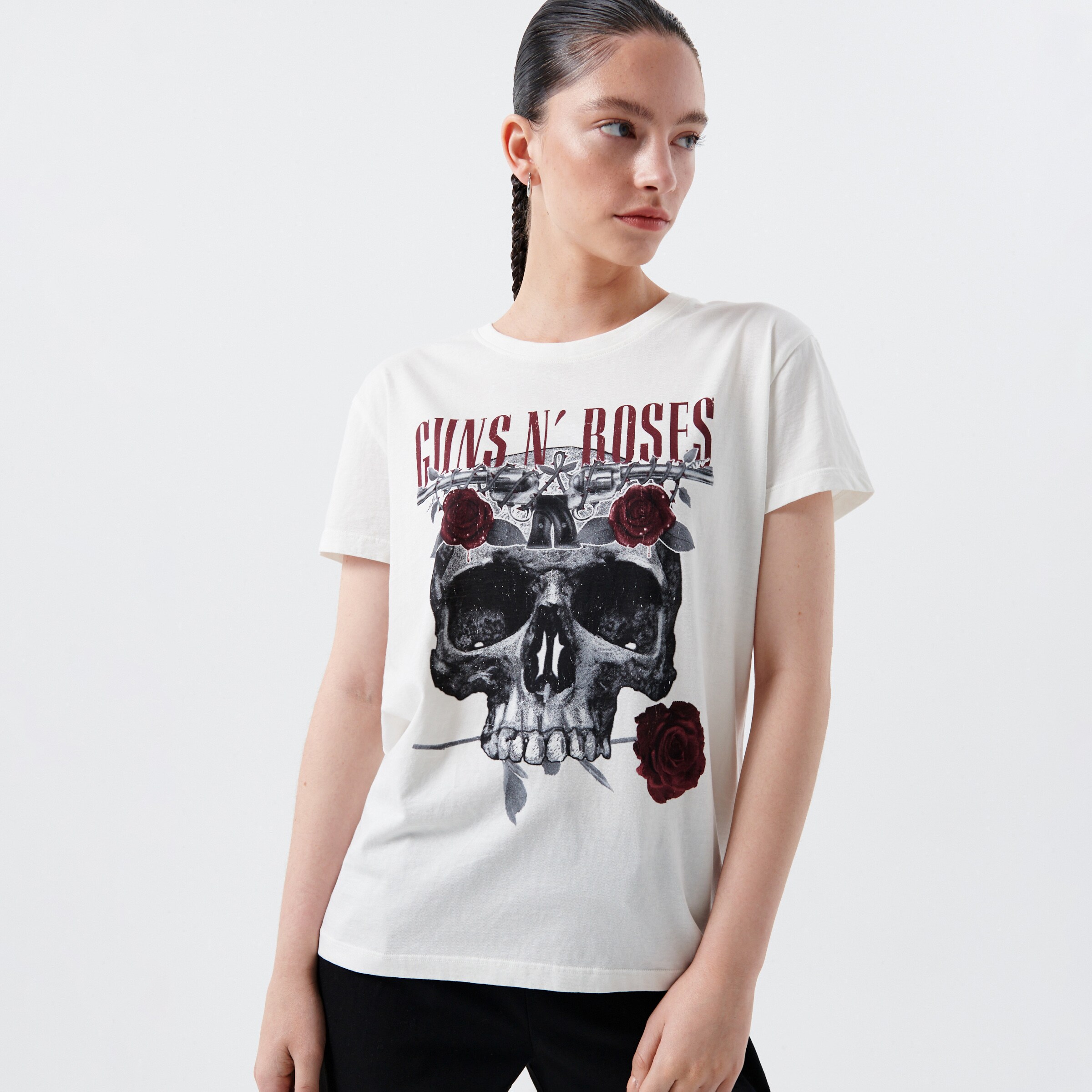 Cropp - Tricou cu imprimeu Guns N’ Roses - Ivory