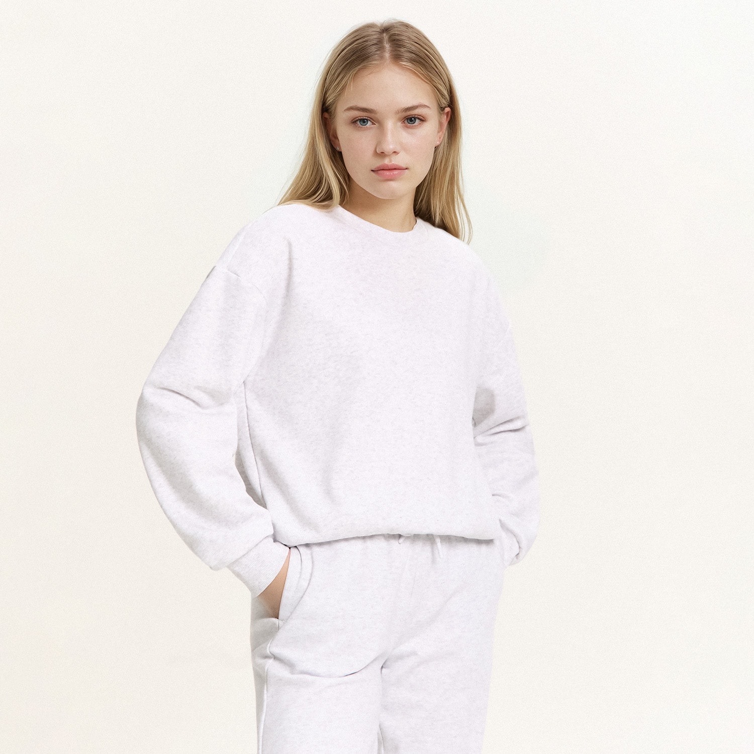 Cropp - Изчистен суитшърт - Светло сиво