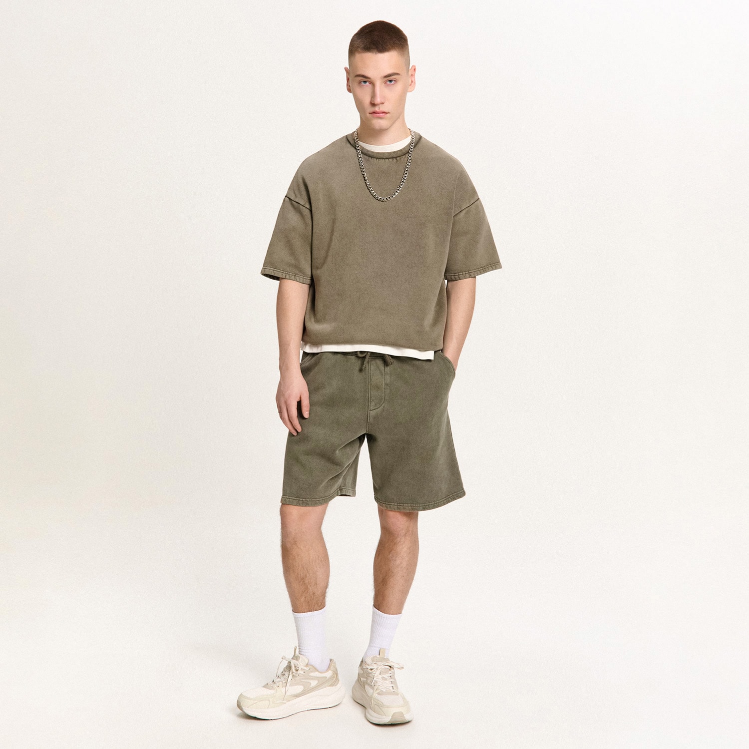 Cropp - Спортни къси панталони - бежово