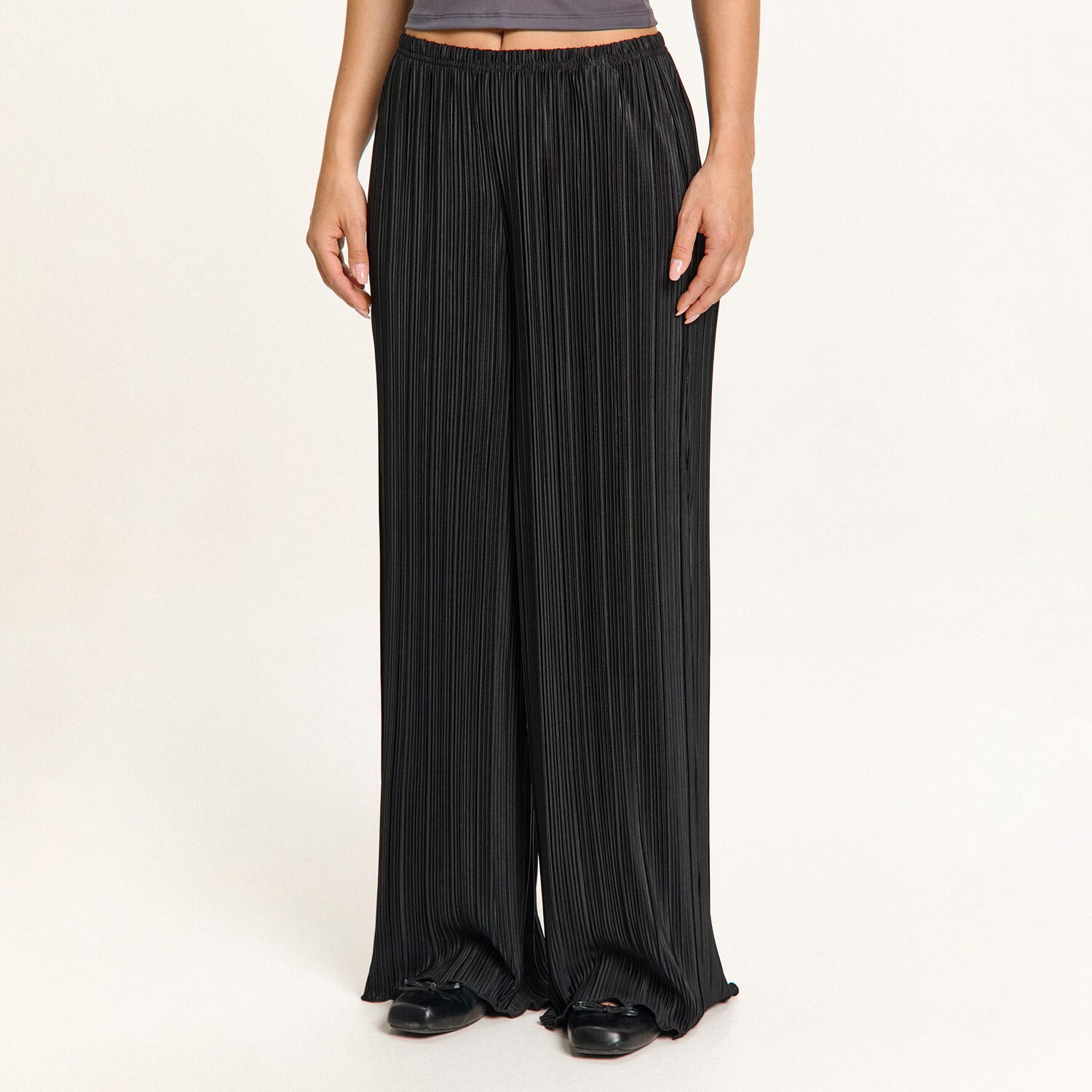 Cropp - Панталони straight fit - черeн