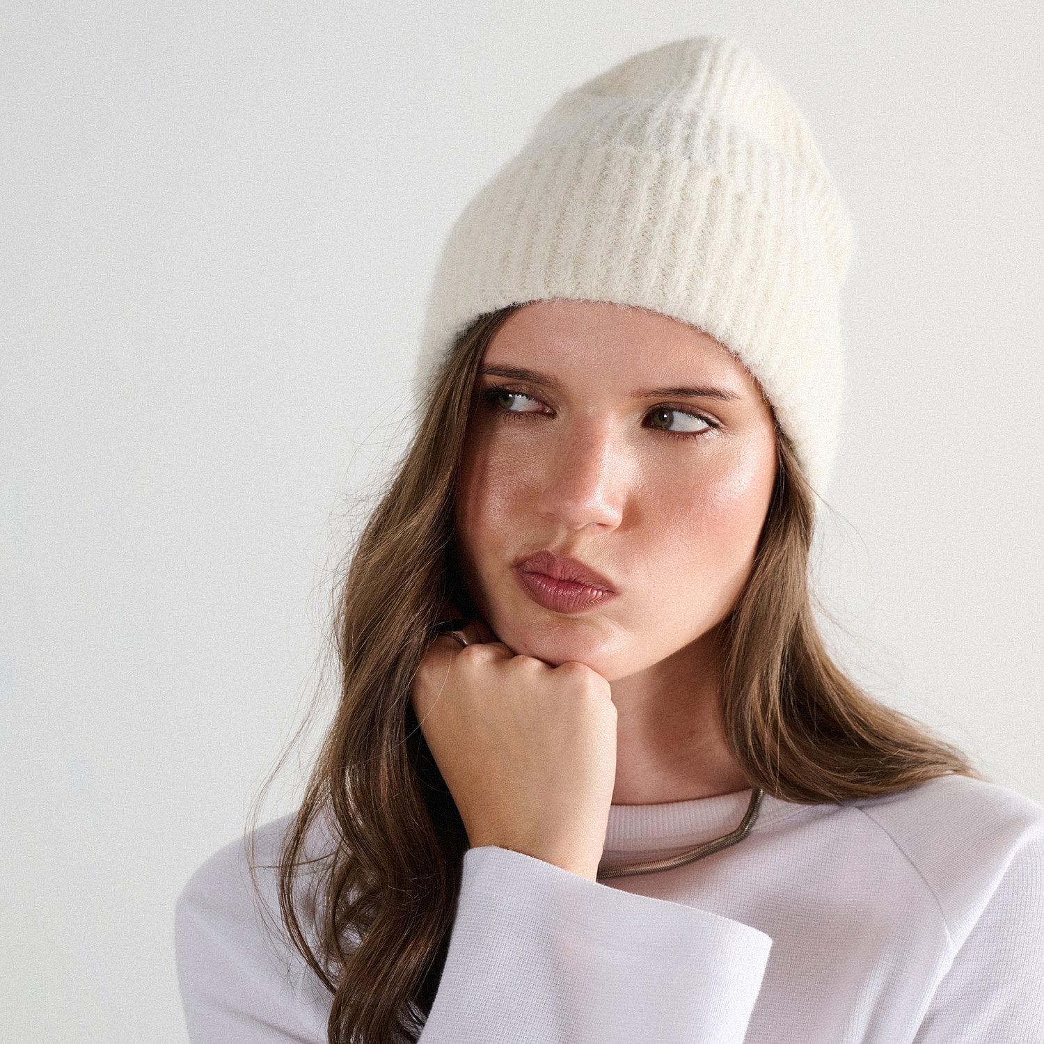 Cropp - Шапка beanie - кремаво