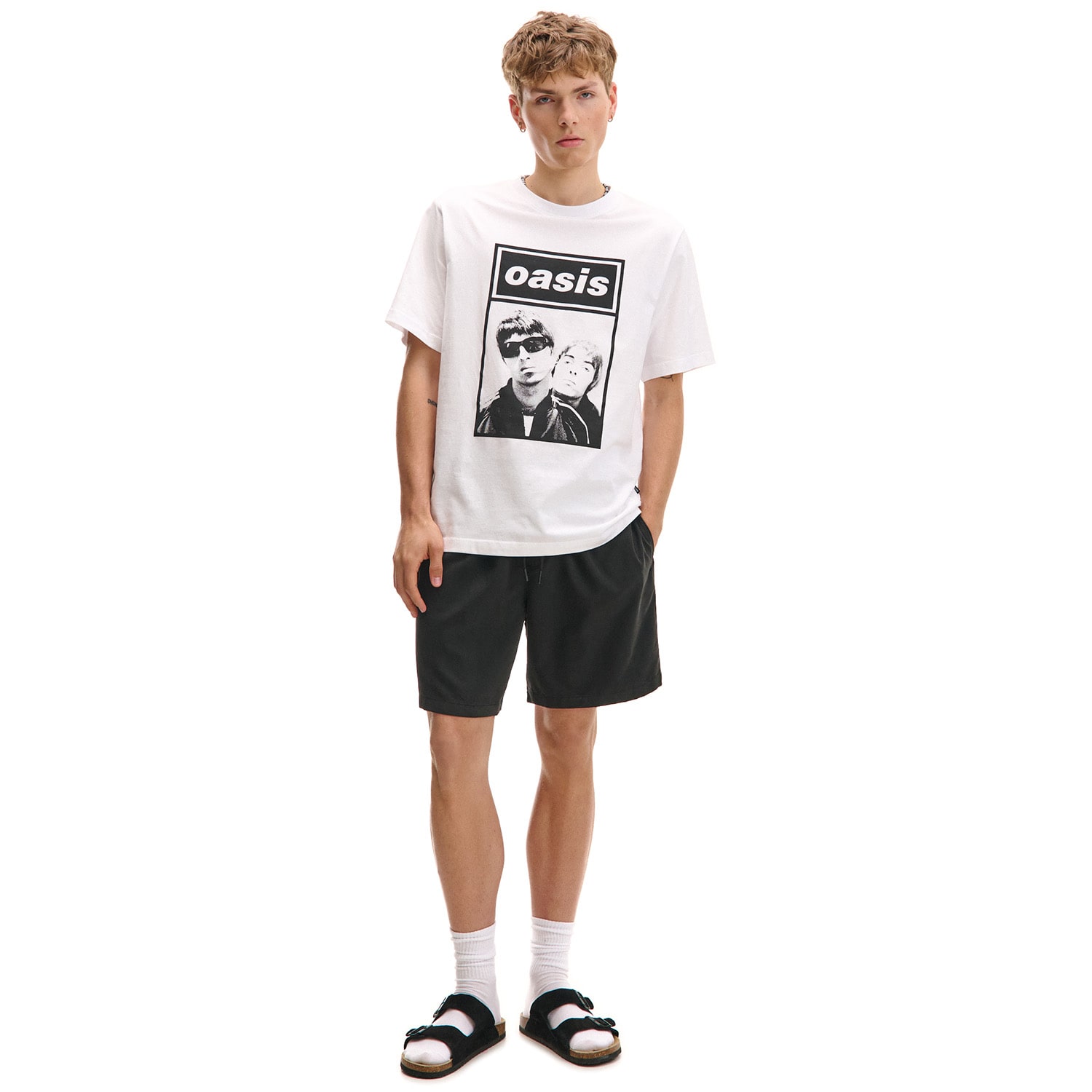 Cropp - Изчистени къси панталони - черeн