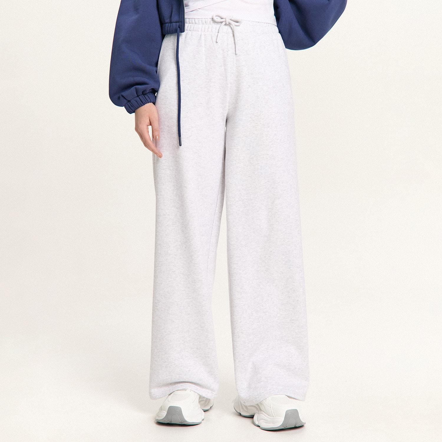 Cropp - Спортни панталони basic - Светло сиво