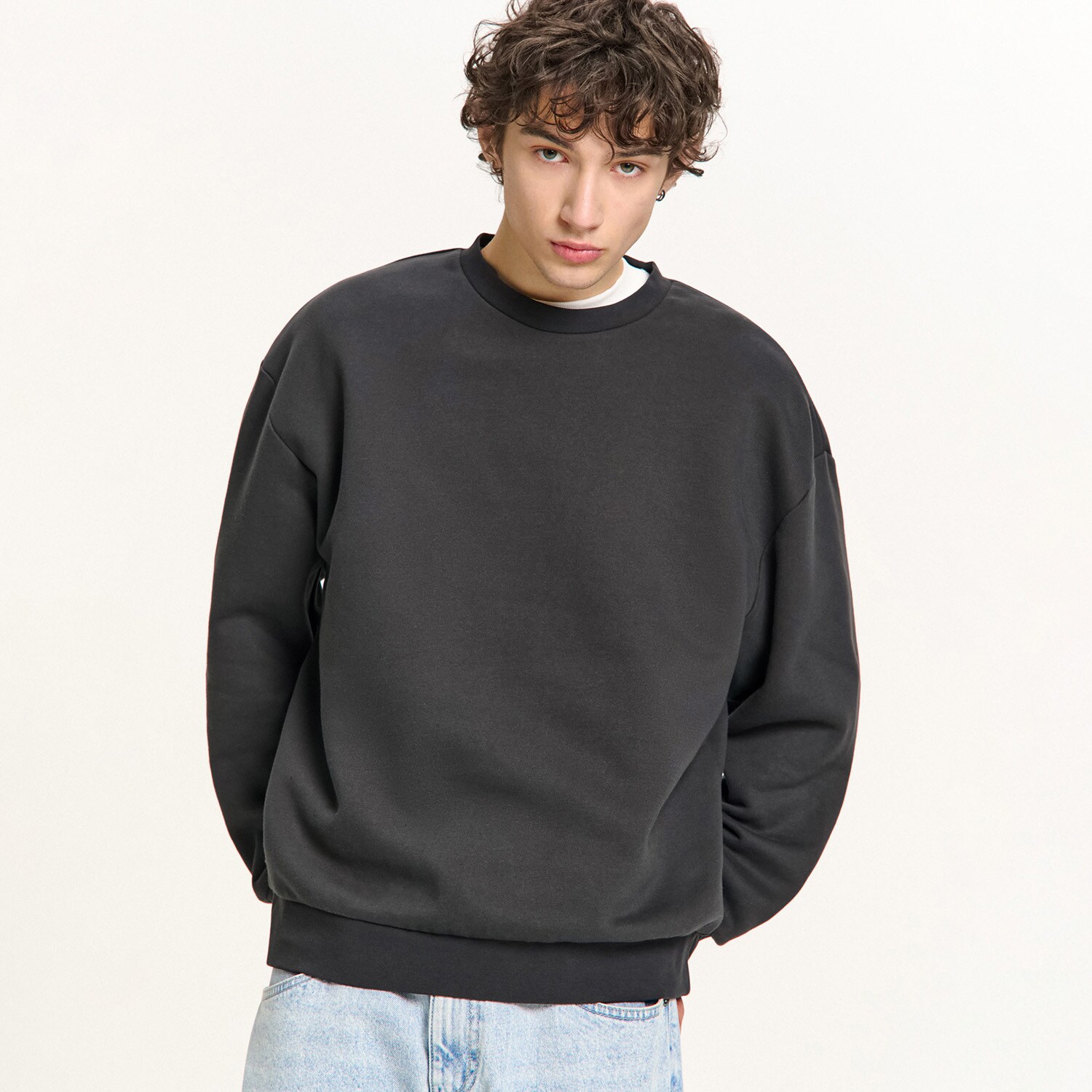 Cropp - Изчистен суитшърт basic - тъмносиво