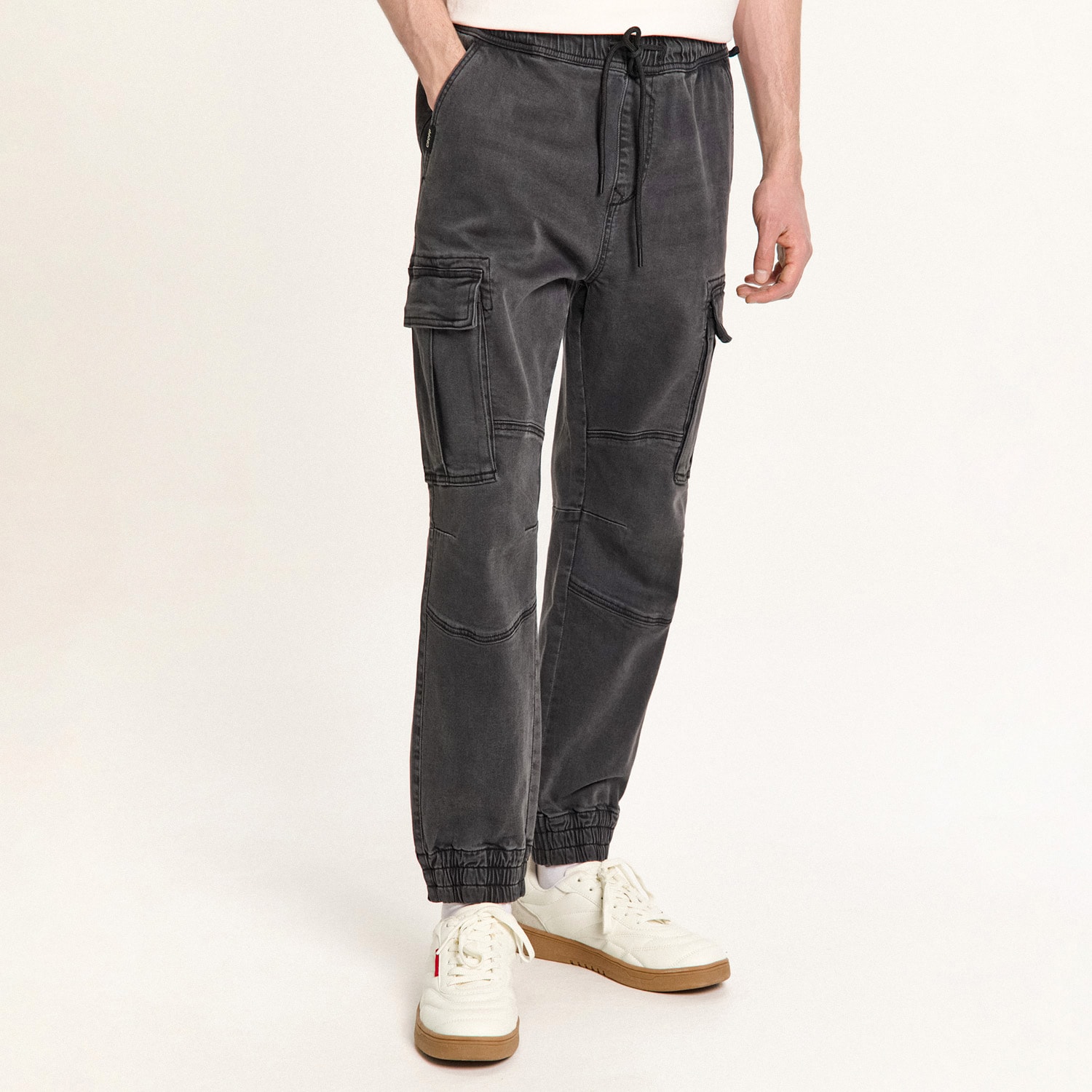 Cropp - Дънки Jogger - сив