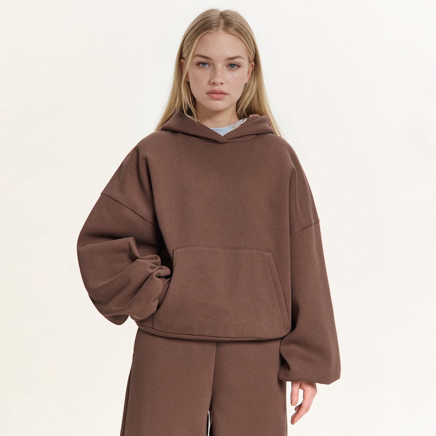 Cropp - Изчистен суитшърт с качулка - кaфяв