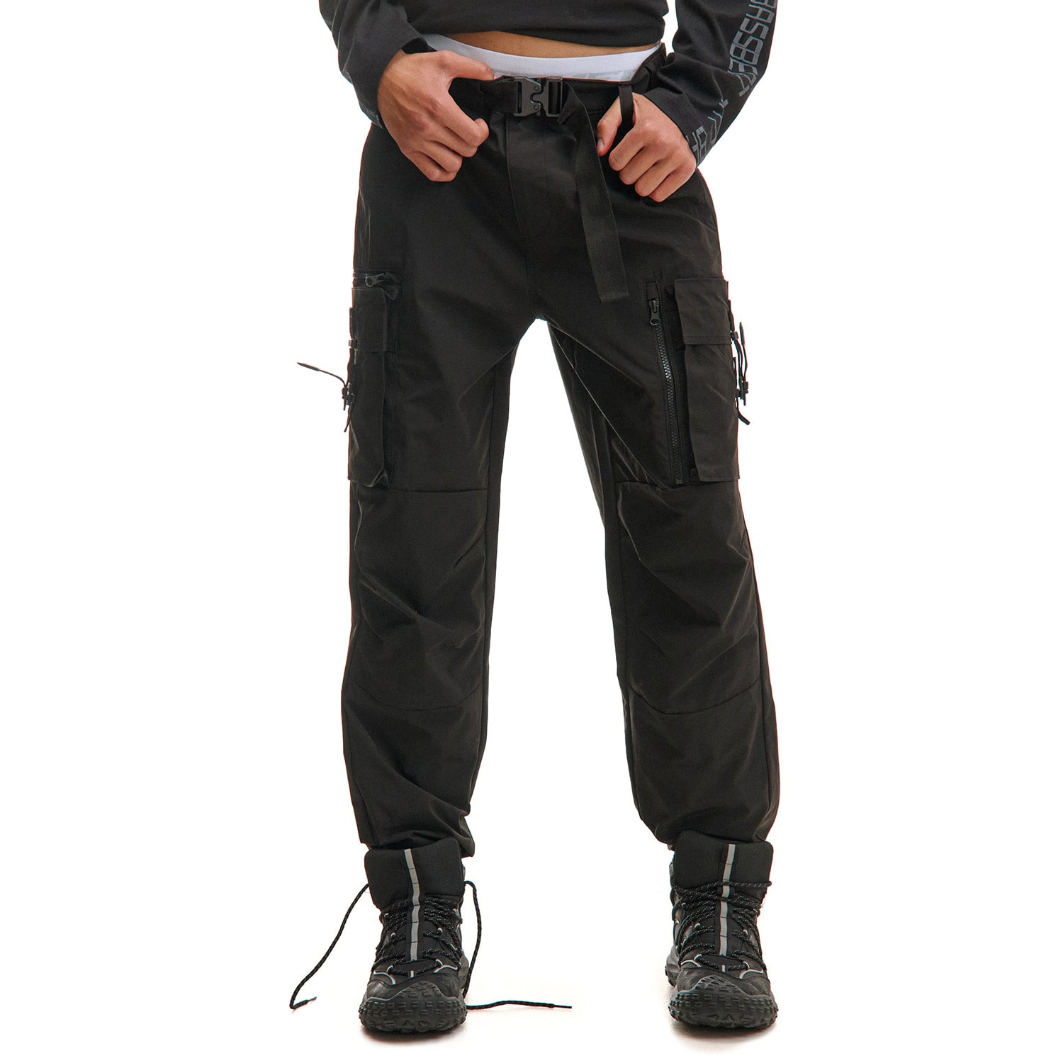 Cropp - Kalhoty s páskem - černý