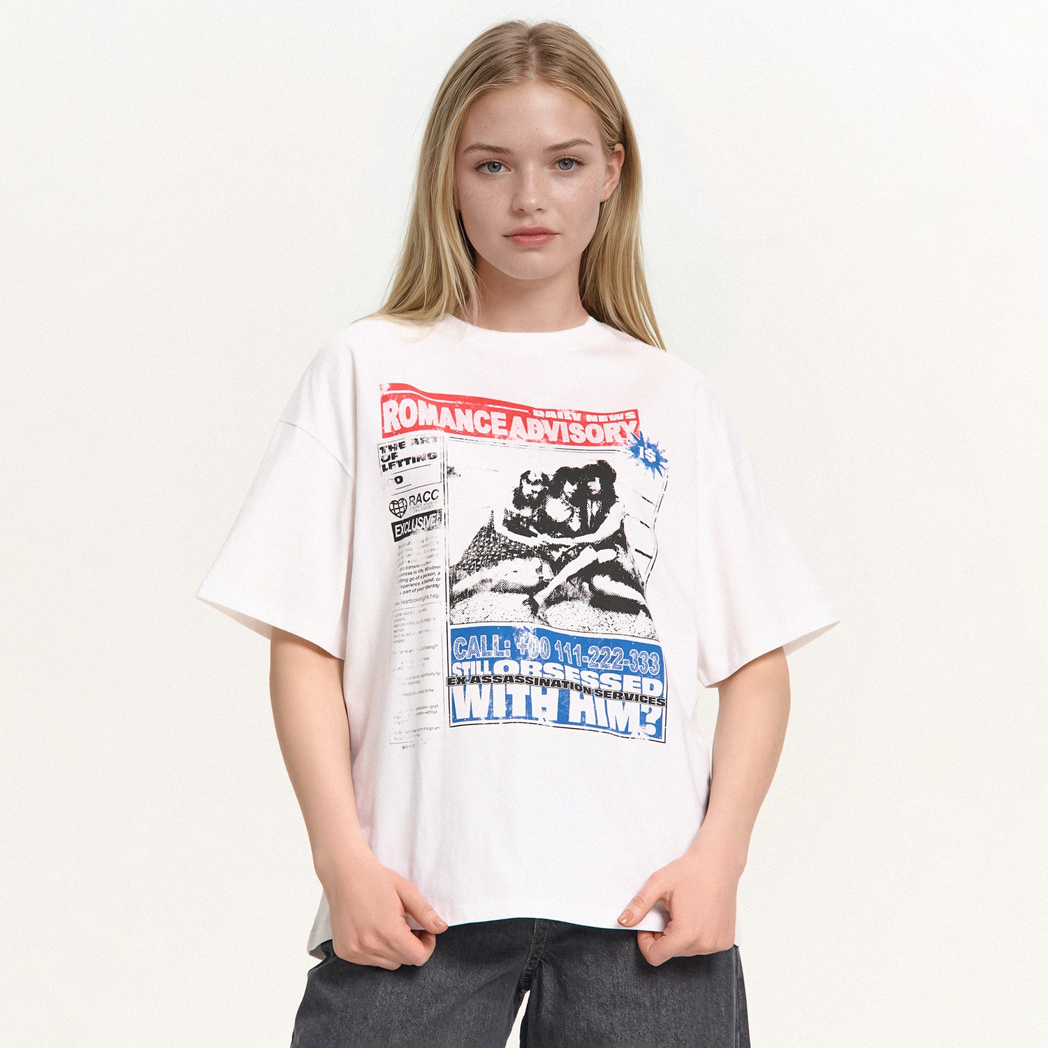 Cropp - Tričko oversize s potiskem - bílá