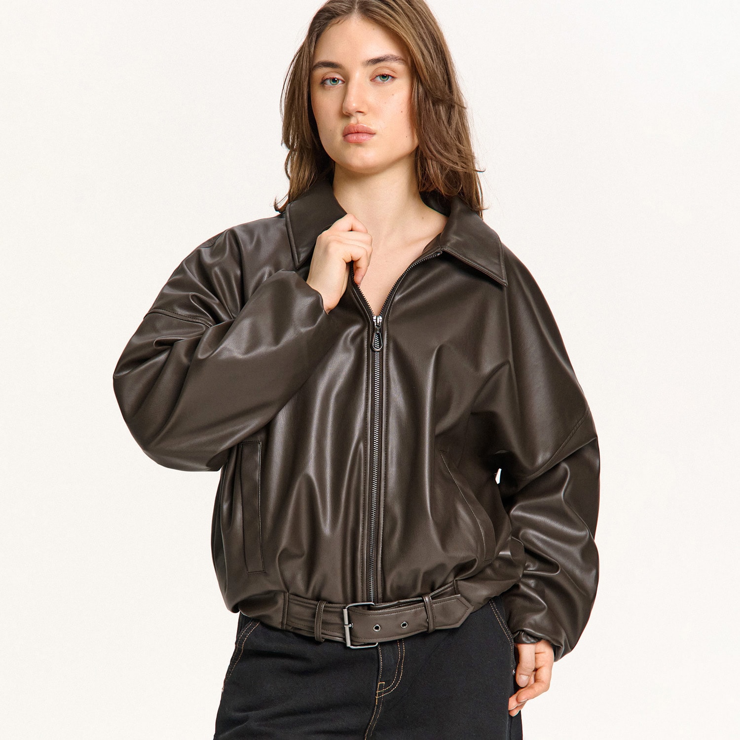 Osvědčená dámská letecká bunda ShopMode pro každou sezónu