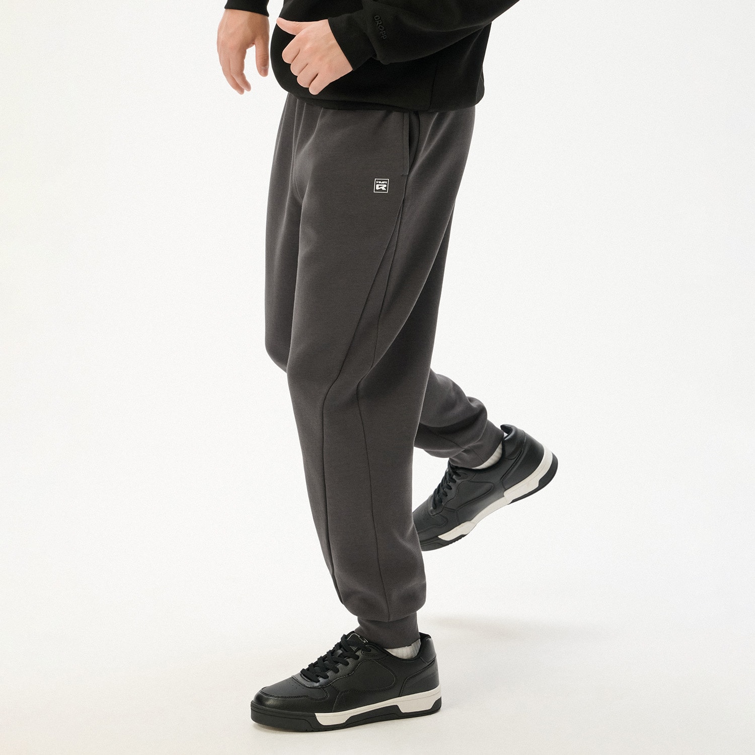 Cropp - Sportske jogger hlače - tamnosivo