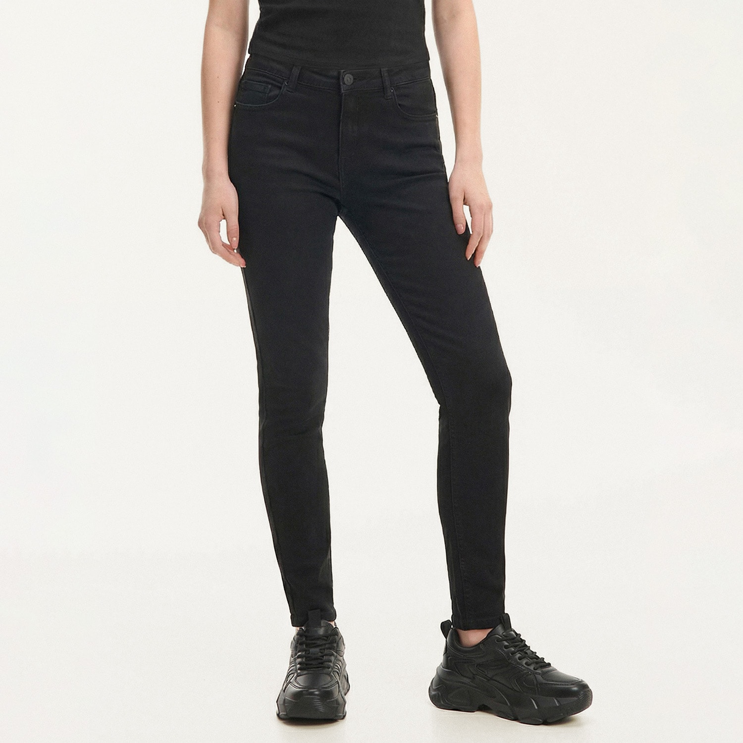 Cropp - Skinny traperice ispranog izgleda - crno