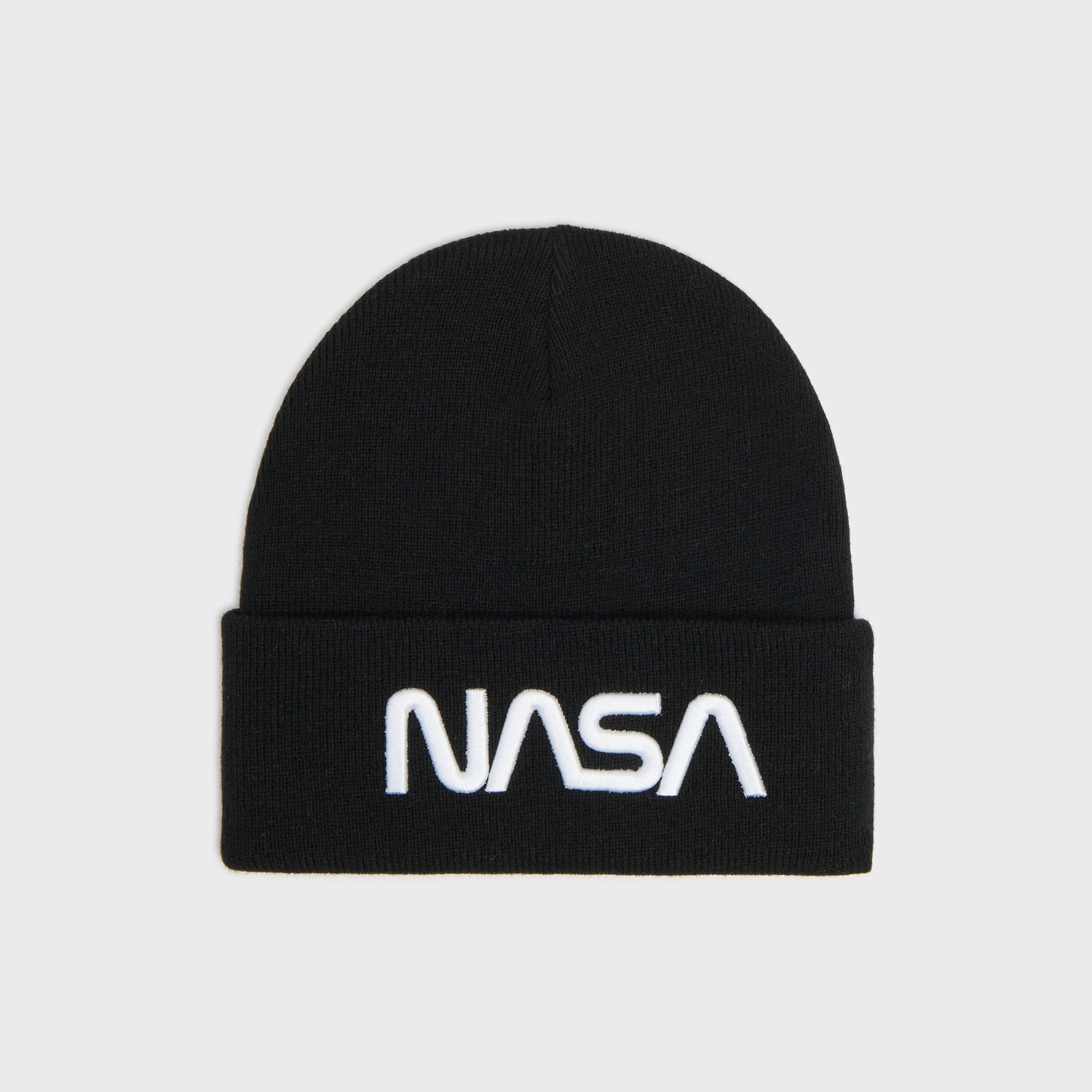 Cropp - Crna kapa beanie sa zakrpom NASA - crno