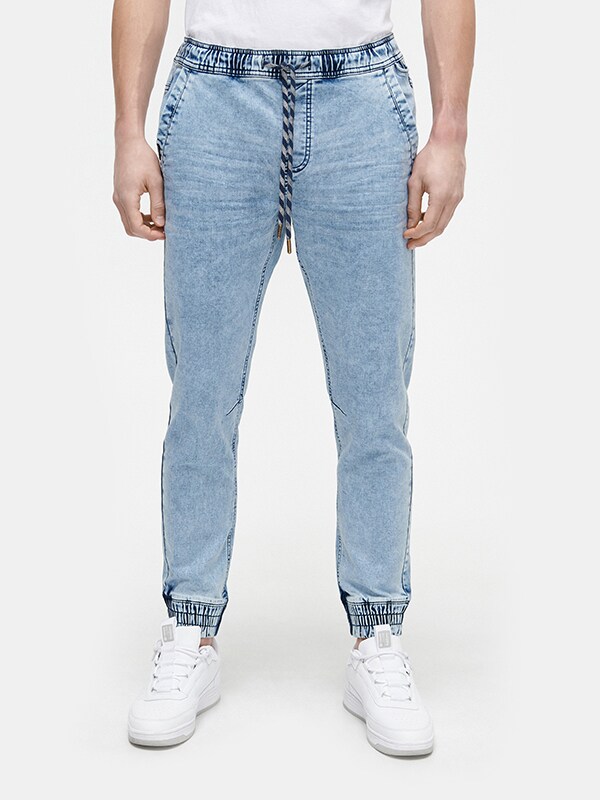 Get the best-fitting men's jeans at CROPP!