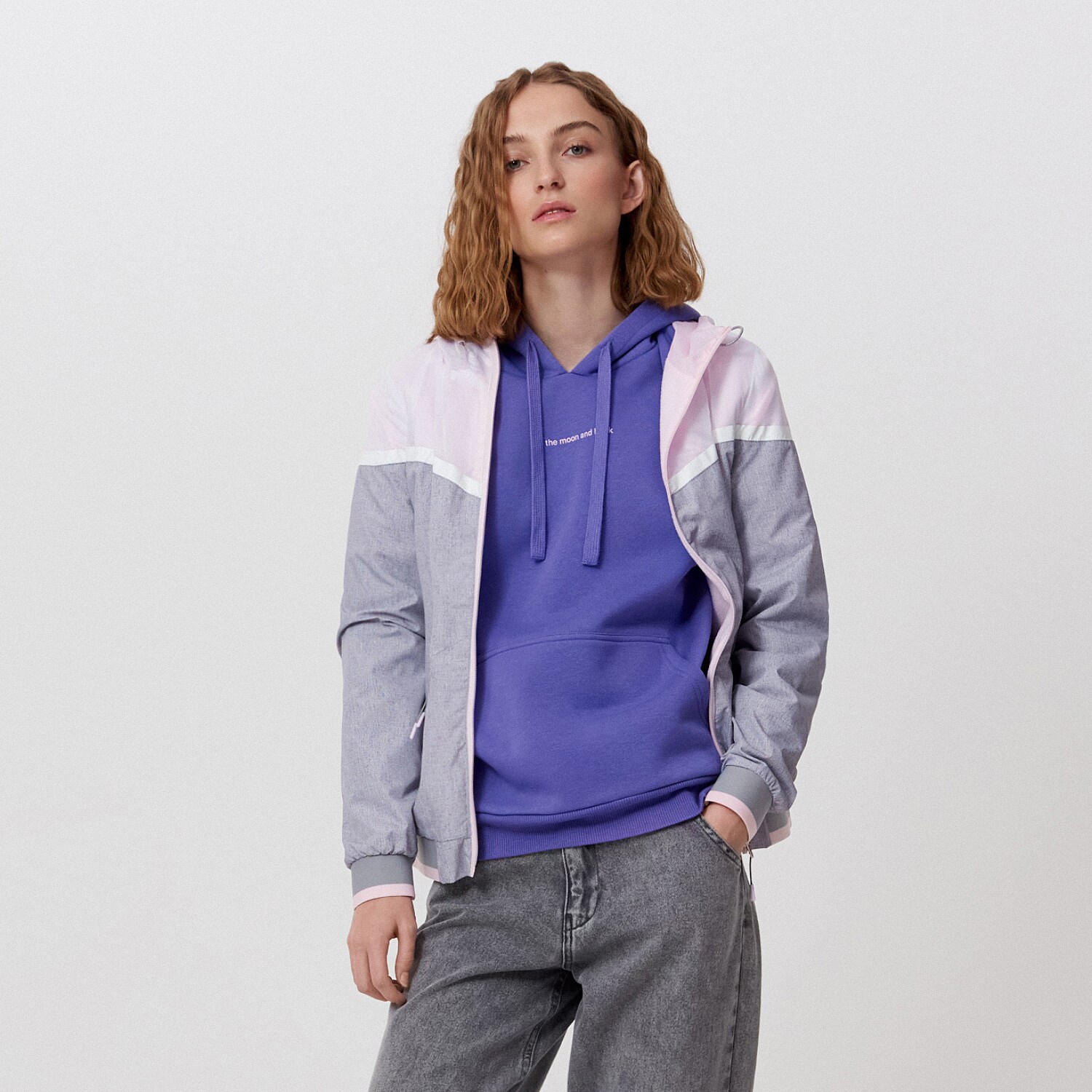 Športová bunda s kapucňou