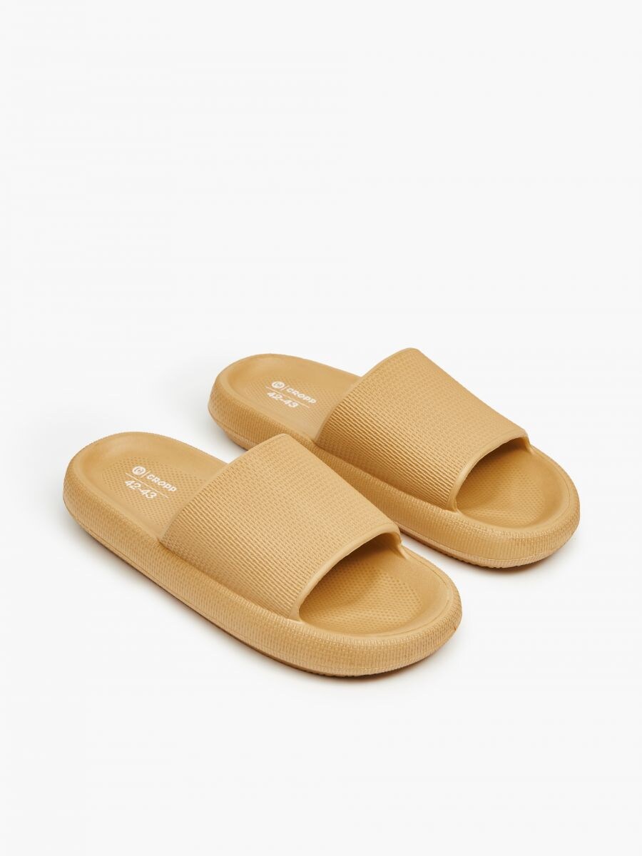 unisex strappy sandals