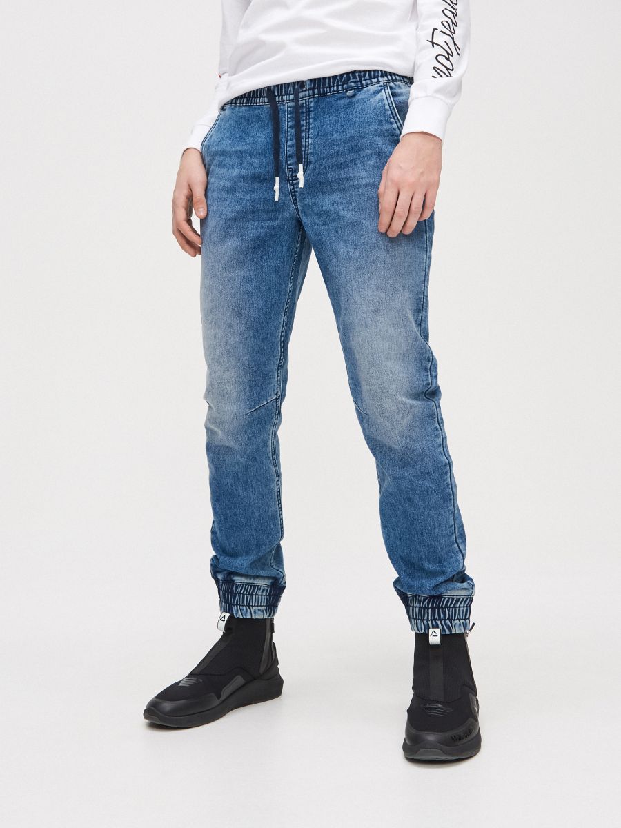 max jogger jeans