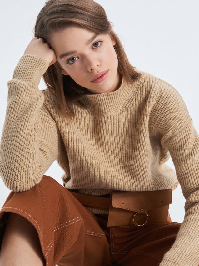 Fine knit turtleneck jumper - beige - VG422-08X - CROPP