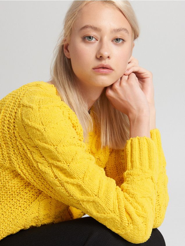 Pulover cu împletitură tip cosiță - galben - WB912-18X - CROPP