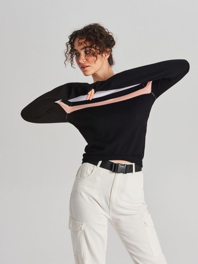 Pulover subțire în dungi - negru - WB915-99X - CROPP