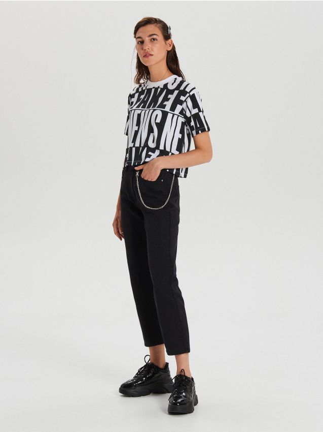 Blugi drepți cu lanț decorativ - negru - WY136-99J - CROPP