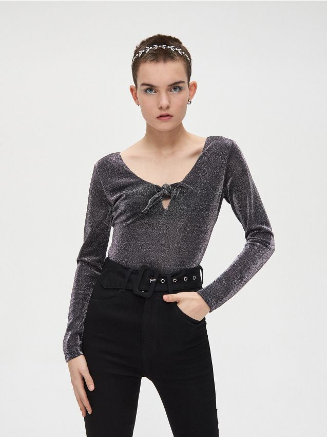 Błyszczące body - czarny - XL224-99X - CROPP