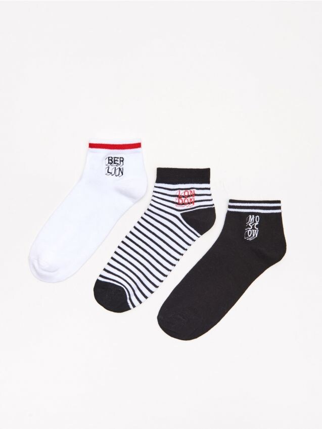 Set de 3 perechi de șosete - alb - XW944-00X - CROPP