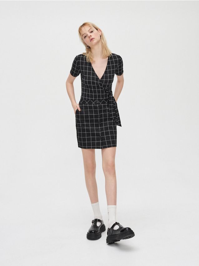 Body cu decolteu adânc  - negru - YC842-99X - CROPP