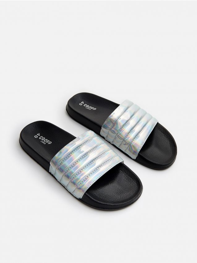 Papuci de casă cu luciu holografic - negru - YF414-99X - CROPP