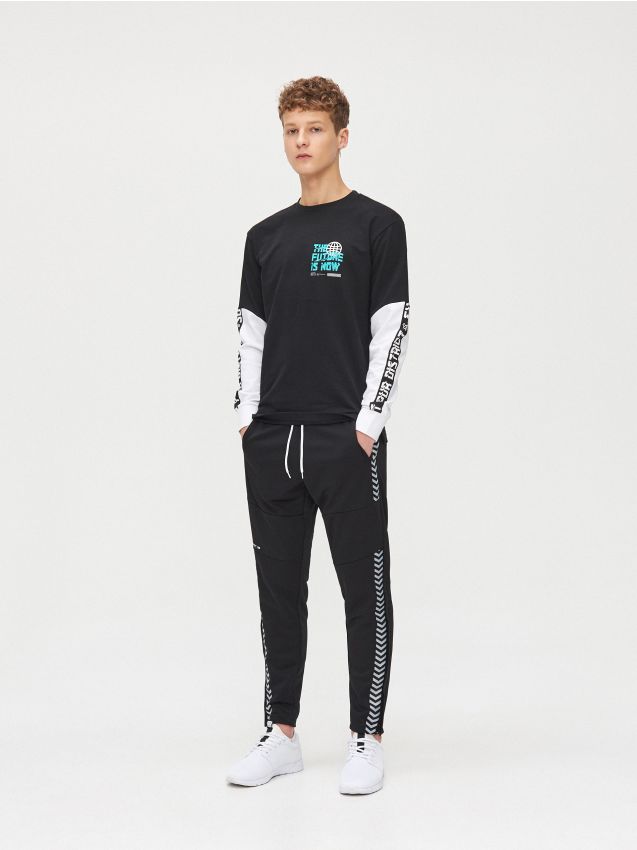 Tricou cu mâneci contrastante - negru - YG154-99X - CROPP