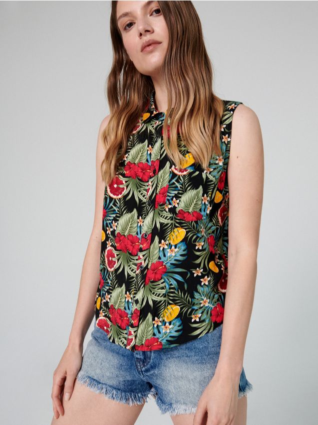 Jeansowe szorty ze średnim stanem - niebieski - YI233-55J - CROPP