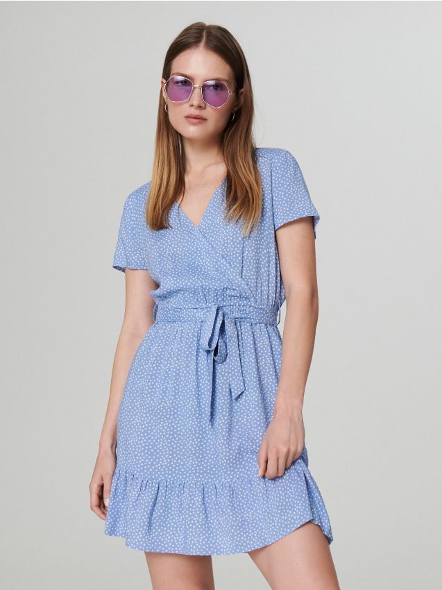 Zwiewna sukienka mini z wiskozy - niebieski - YI633-50X - CROPP