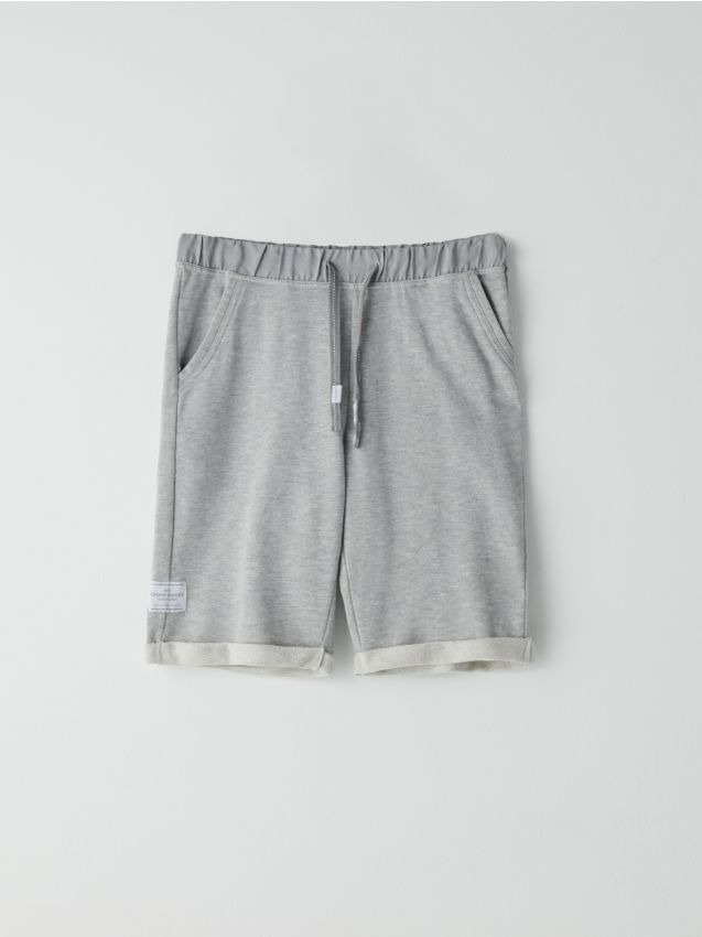 Dresowe szorty melanż - szary - ZI543-09M - CROPP