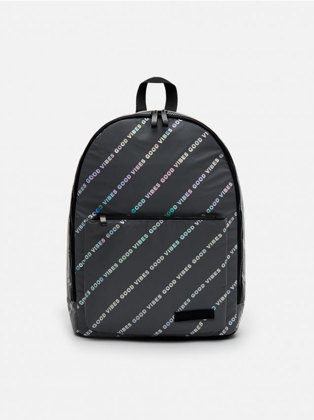 Plecak z holograficznym efektem - srebrny - ZX737-SLV - CROPP