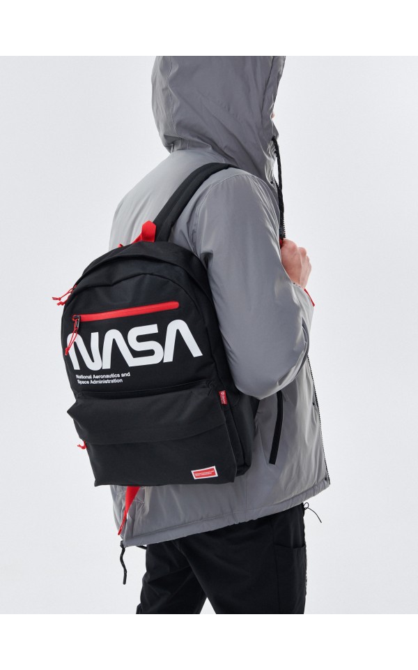 hudson nasa worm backpack