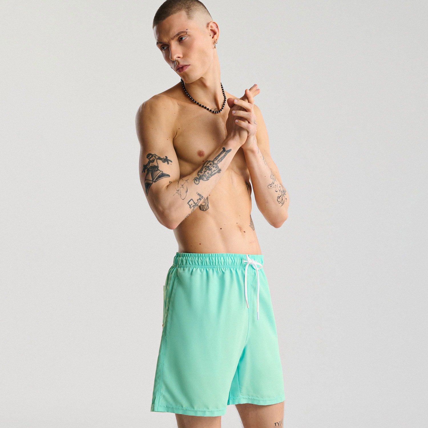 Cropp - Jasnoniebieskie szorty kąpielowe basic - niebieski