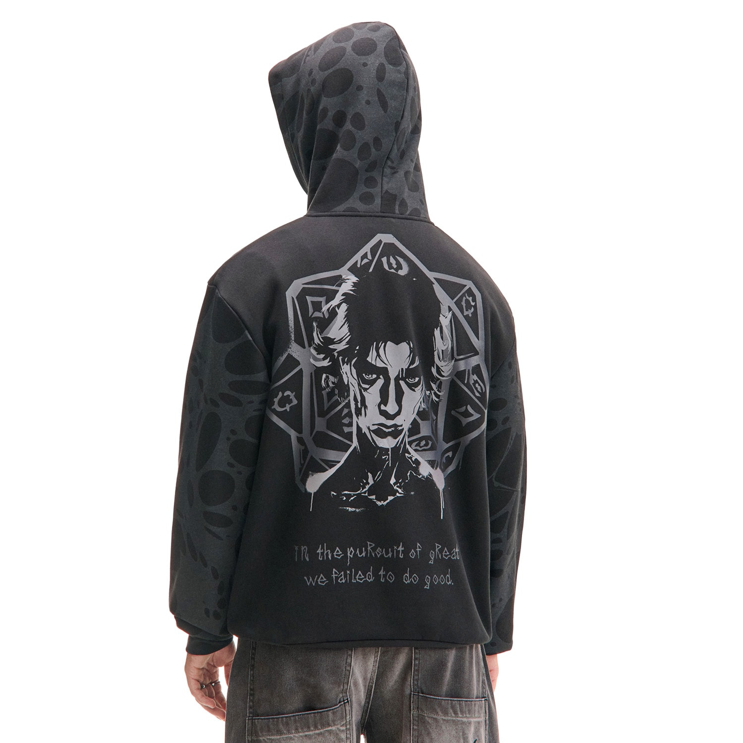 Cropp - Czarna bluza hoodie Arcane - czarny