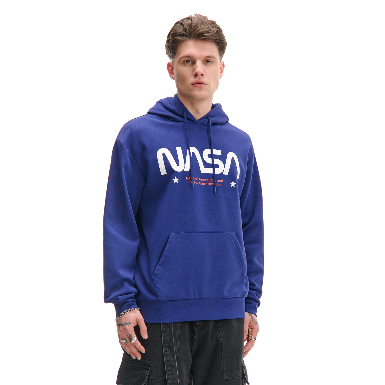 Cropp - Granatowa bluza z nadrukiem NASA - niebieski