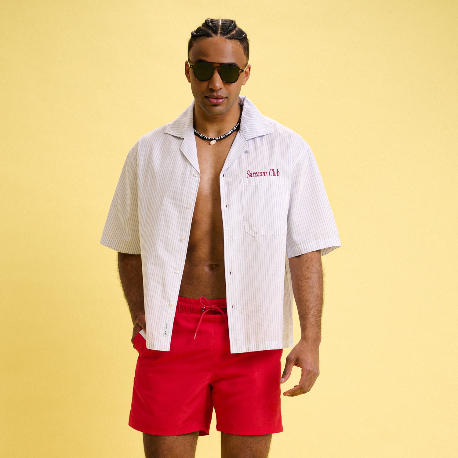 Cropp - Granatowe szorty kąpielowe - granatowy