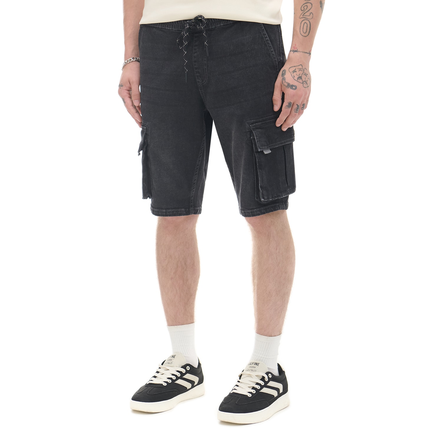 Cropp - Czarne jeansowe szorty joggery - czarny