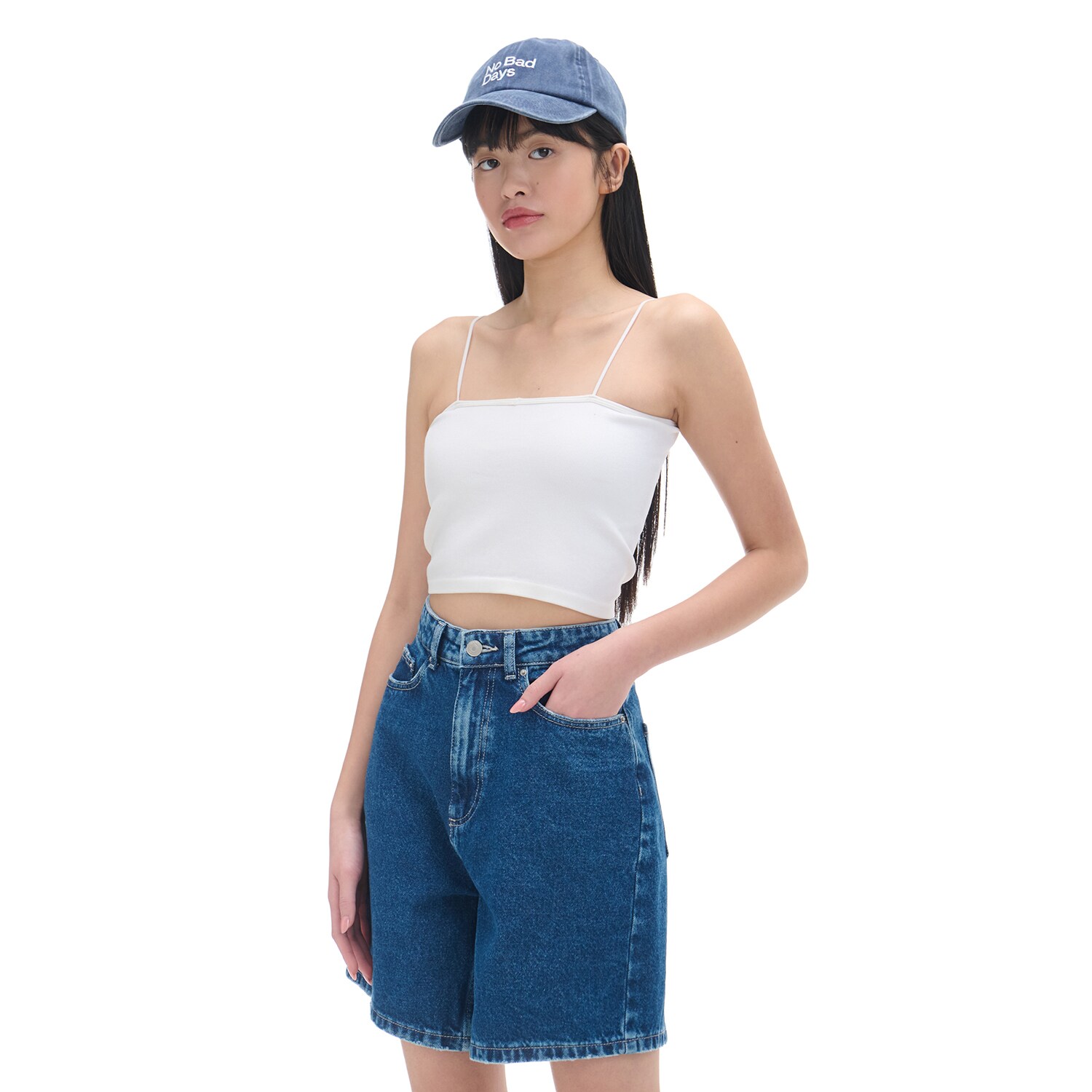 Cropp - Czarne jeansowe bermudy - czarny